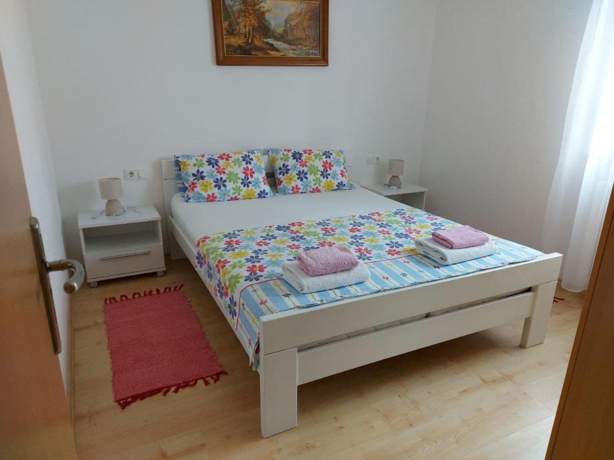 Bluegum Apartments Ližnjan Dış mekan fotoğraf