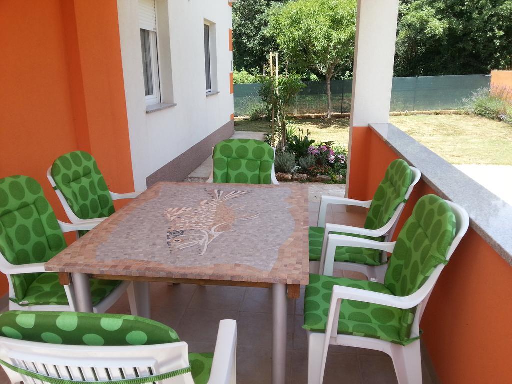Bluegum Apartments Ližnjan Oda fotoğraf